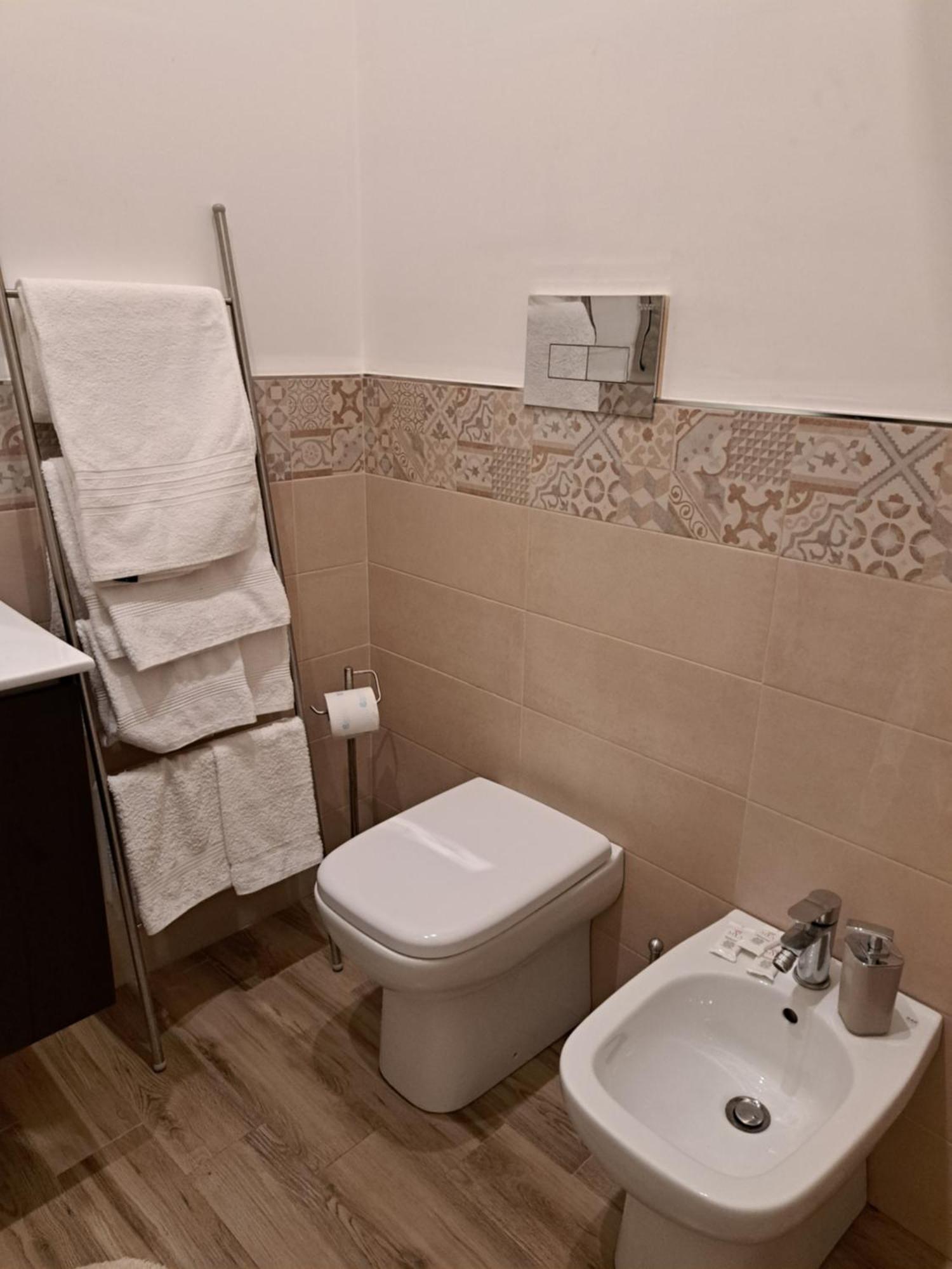 פלרמו Immacolatella Guest House מראה חיצוני תמונה